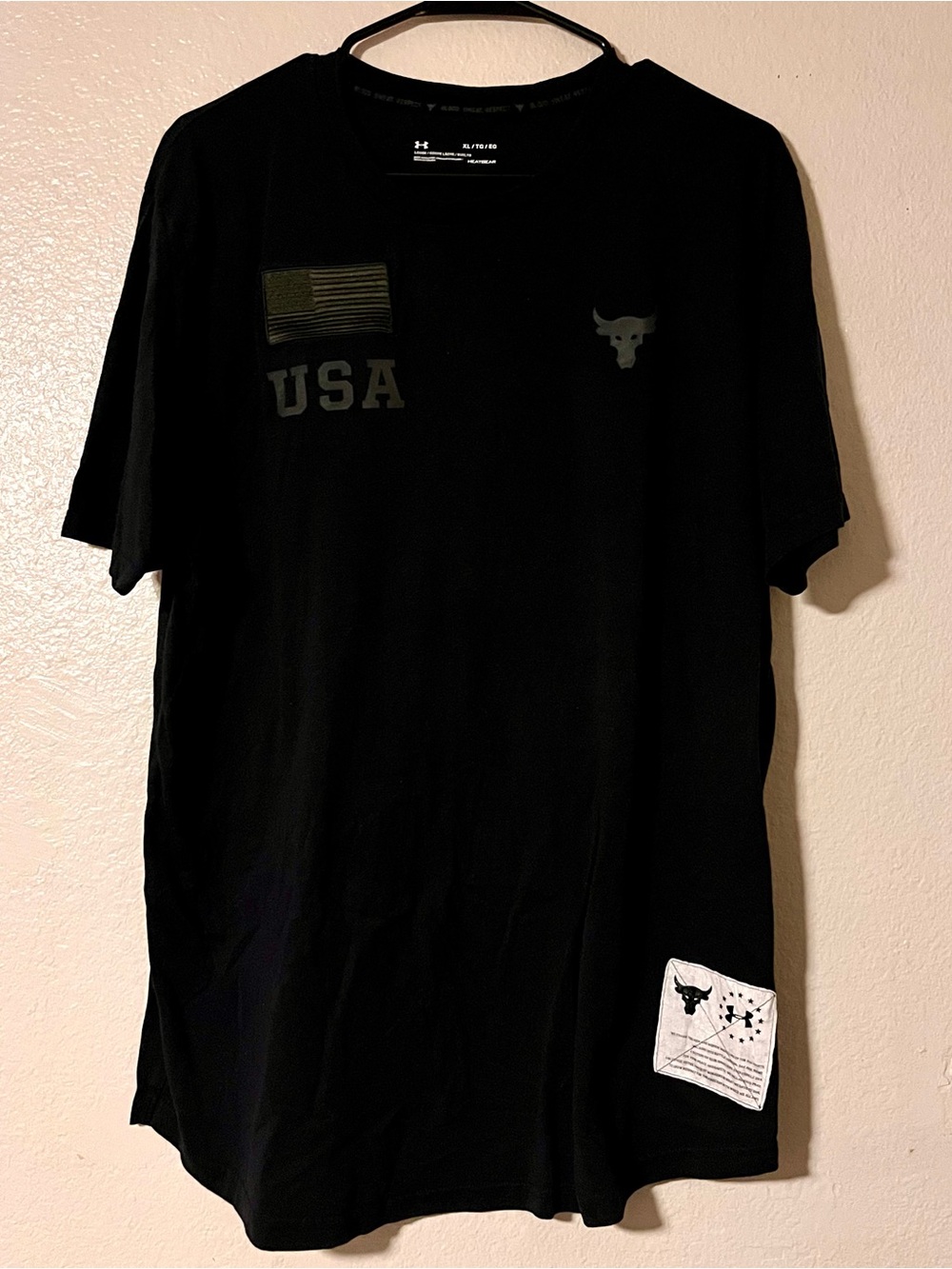 Under Armour Project Rock āFreedomā Special Edition Shirt (XL)